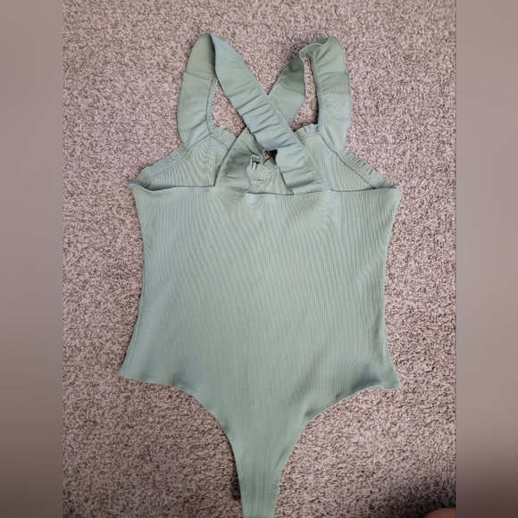 Sage Ribbed Bodysuit - Picture 4 of 4